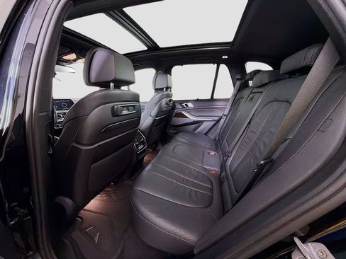 Used 2020 BMW X5 M50i w/ Executive Package AWD/4WD image 25