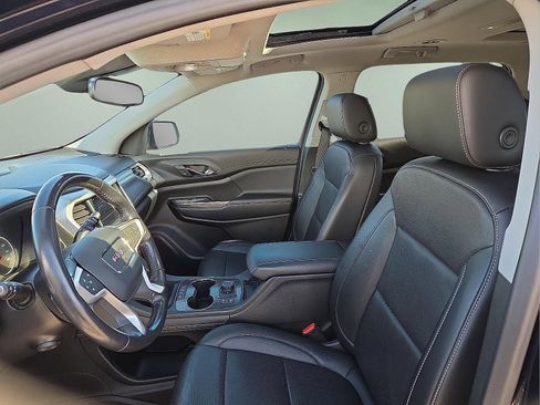 Used 2021 GMC Acadia SLT w/ Premium Package image 13