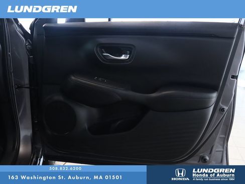 Used 2024 Honda HR-V LX image 15