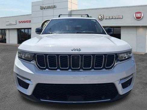Used 2024 Jeep Grand Cherokee Limited w/ Luxury Tech Group II AWD/4WD image 6