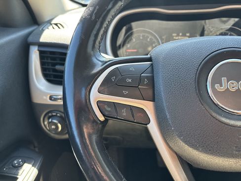 Used 2014 Jeep Cherokee Latitude FWD image 10