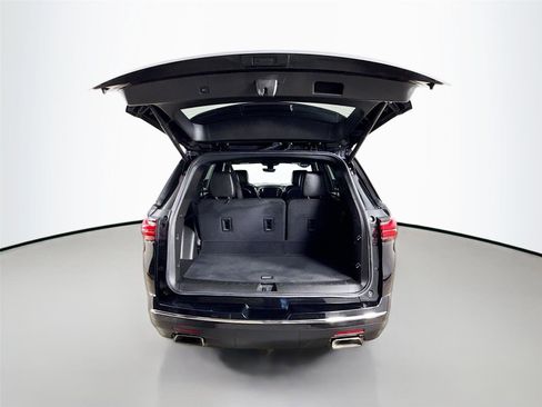 Used 2023 Chevrolet Traverse High Country image 28