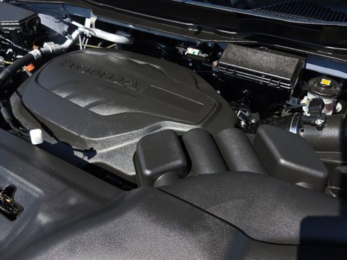 Used 2025 Honda Passport TrailSport image 26