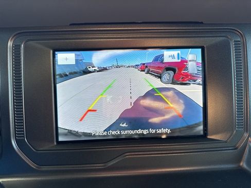 Used 2022 Ford Bronco Black Diamond w/ Sasquatch Package image 9