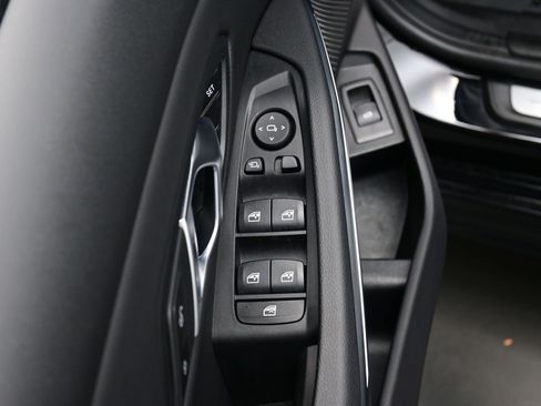 Used 2025 BMW 330i xDrive Sedan image 11