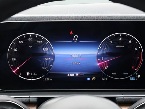 Used 2025 Mercedes-Benz GLE 350 4MATIC image 31