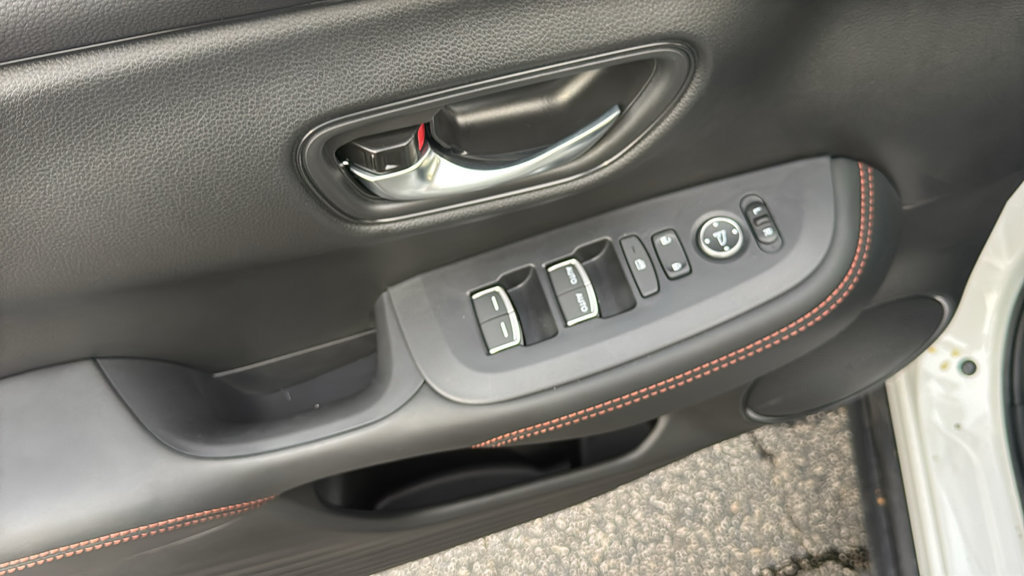 Certified 2025 Honda HR-V Sport image 14