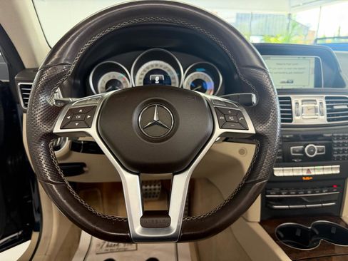 Used 2014 Mercedes-Benz E 550 Cabriolet image 10