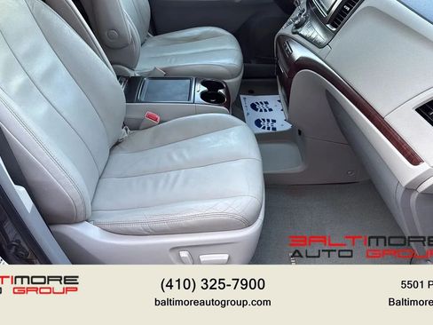 Used 2014 Toyota Sienna XLE w/ Entertainment Package AWD/4WD image 14
