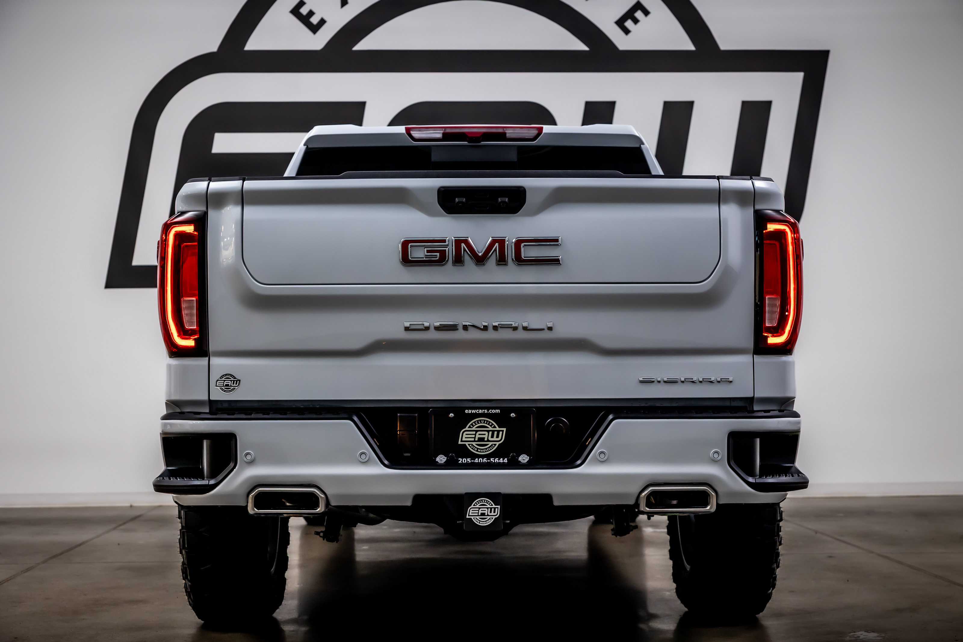 Used 2026 GMC Sierra 1500 Denali AWD/4WD image 11
