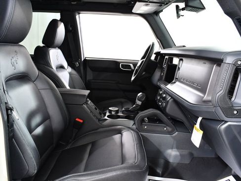 New 2025 Ford Bronco Badlands image 10