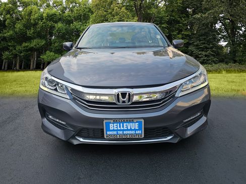 Used 2016 Honda Accord Sport image 2