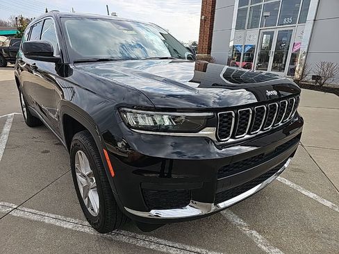 Certified 2023 Jeep Grand Cherokee L Laredo w/ Luxury Tech Group I image 3