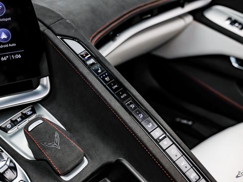 Used 2023 Chevrolet Corvette Stingray Premium Cpe w/ Z51 Performance Package image 70