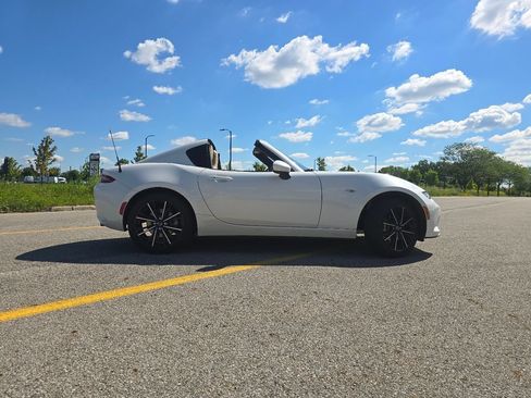 Used 2026 MAZDA MX-5 Miata RF Grand Touring RWD image 15