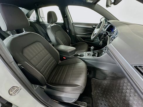 Used 2023 Volkswagen Jetta Sport image 28