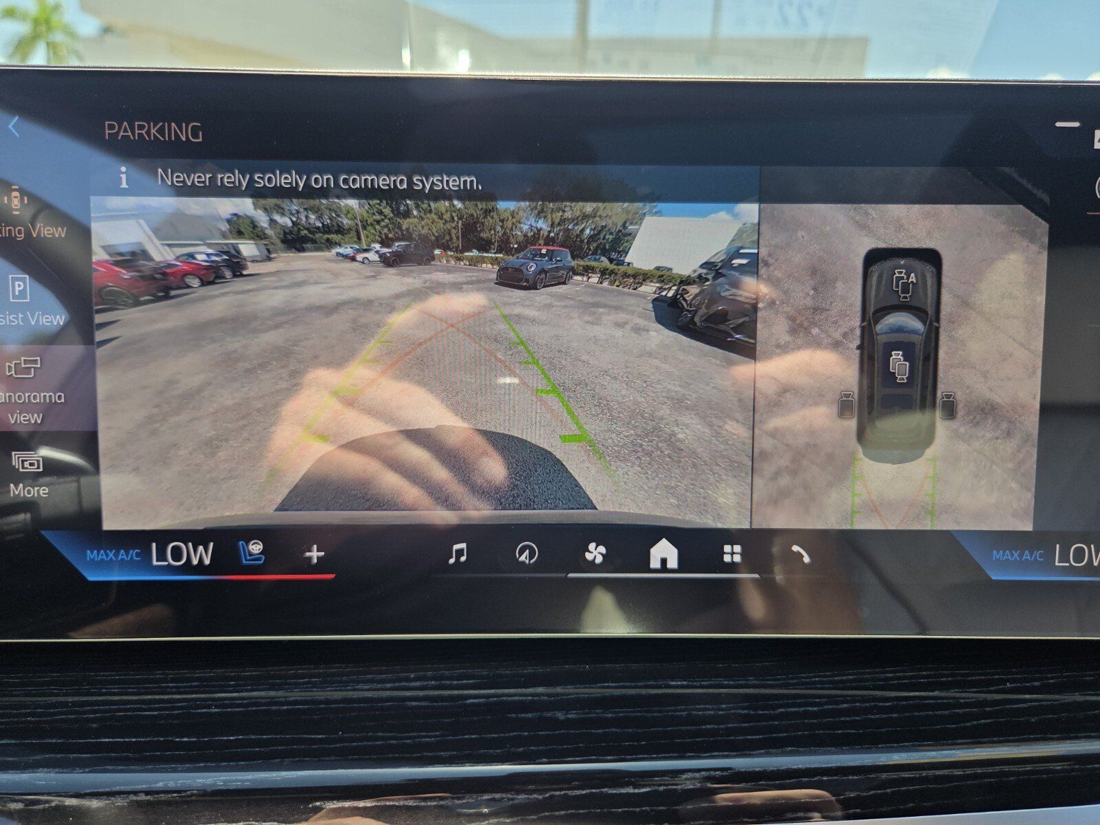 New 2027 BMW X7 xDrive40i w/ Executive Package AWD/4WD image 23