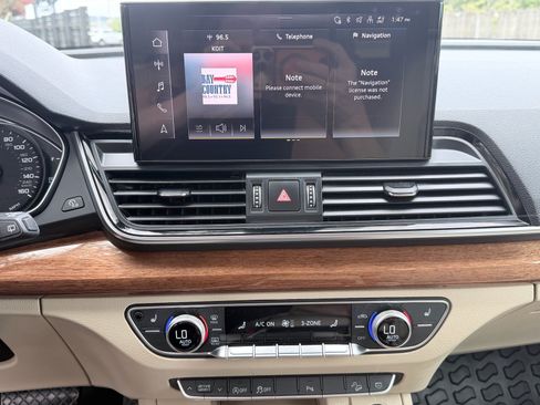 Used 2022 Audi Q5 2.0T Premium AWD/4WD image 15