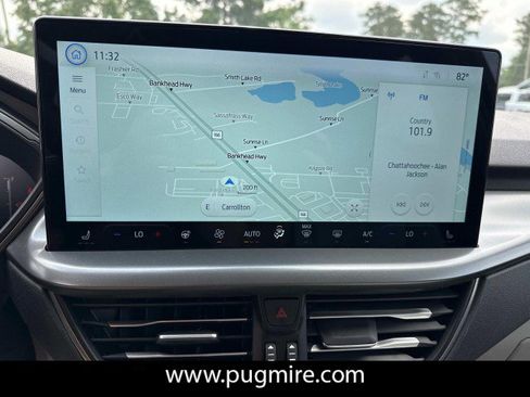 New 2025 Ford Escape SE w/ Class II Trailer Tow Package image 28