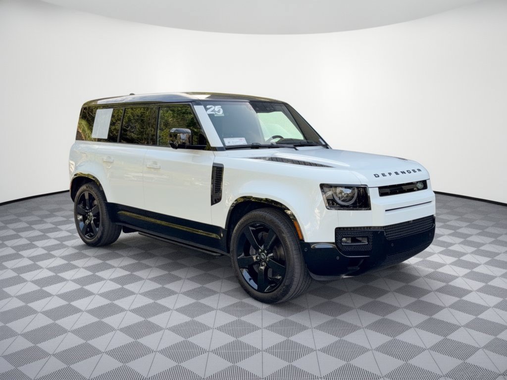 Used 2025 Land Rover Defender 110 X-Dynamic SE AWD/4WD image 7