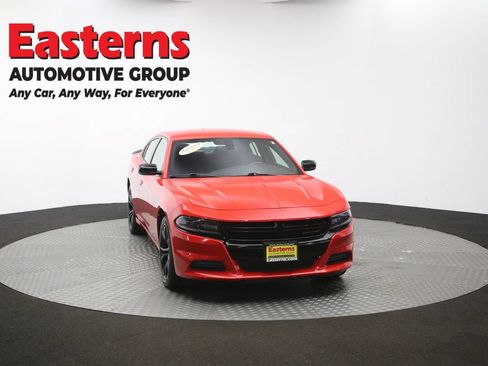 Used 2018 Dodge Charger SXT w/ Blacktop Package RWD image 50