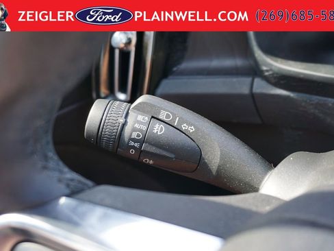 Used 2023 Volvo C40 P8 Recharge Ultimate AWD/4WD image 28