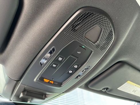 Used 2025 Porsche Cayenne S image 35