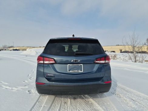 Used 2024 Chevrolet Equinox LS w/ LS Convenience Package image 6