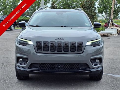 Used 2023 Jeep Cherokee Altitude Lux w/ Lux Elite Package AWD/4WD image 2
