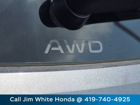 Certified 2024 Honda HR-V EX-L image 11