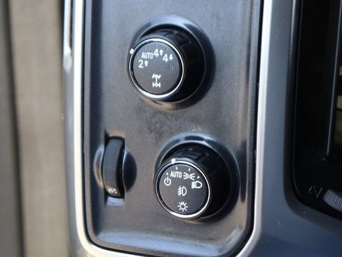Used 2017 Chevrolet Silverado 1500 LT w/ All Star Edition AWD/4WD image 20