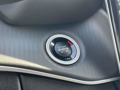 New 2025 Jeep Grand Cherokee Laredo image 34