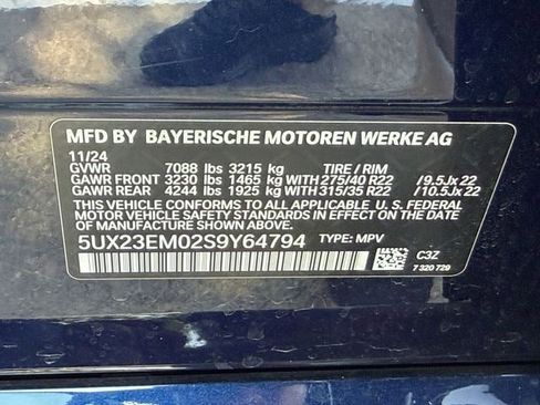 Used 2025 BMW X7 xDrive40i w/ M Sport Package AWD/4WD image 36