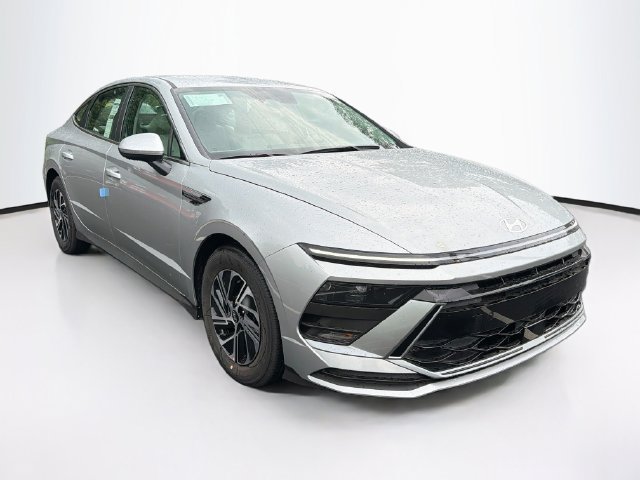 New 2026 Hyundai Sonata Blue FWD image 1