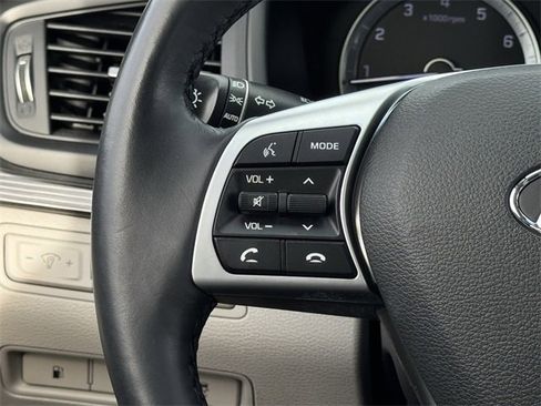 Used 2019 Hyundai Sonata Limited image 13