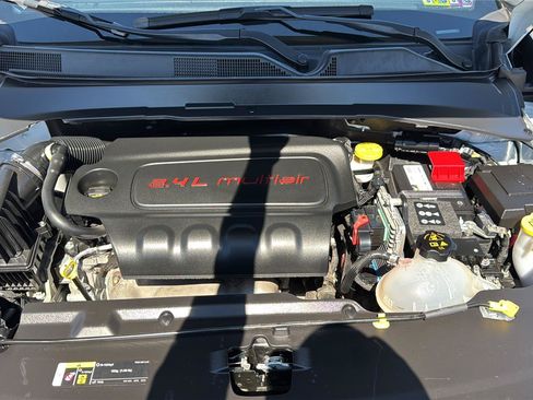 Certified 2022 Jeep Compass Limited AWD/4WD image 28