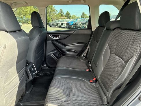 Used 2020 Subaru Forester Premium AWD/4WD image 23
