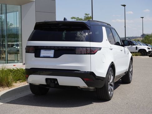New 2026 Land Rover Discovery Dynamic SE AWD/4WD image 2