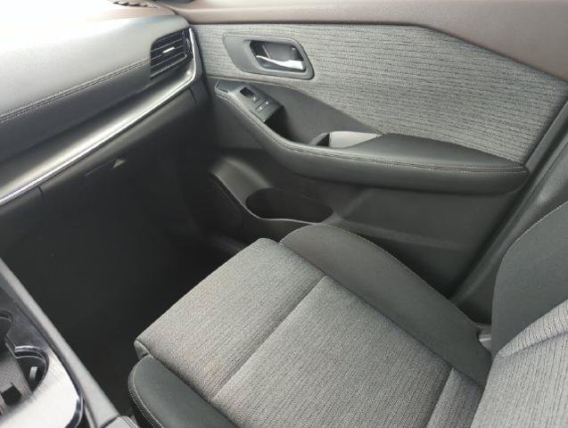 Certified 2021 Nissan Rogue SV FWD image 27