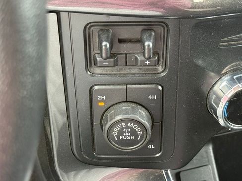 Certified 2022 Ford F150 XLT w/ Equipment Group 302A High image 34