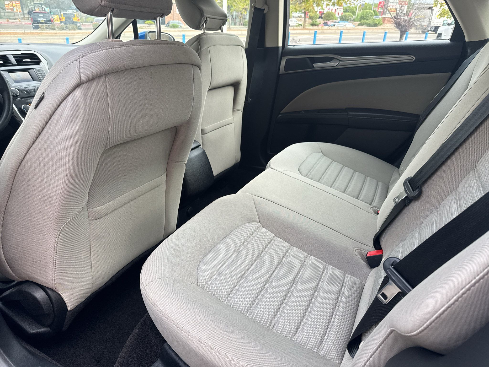 Used 2018 Ford Fusion S FWD image 25