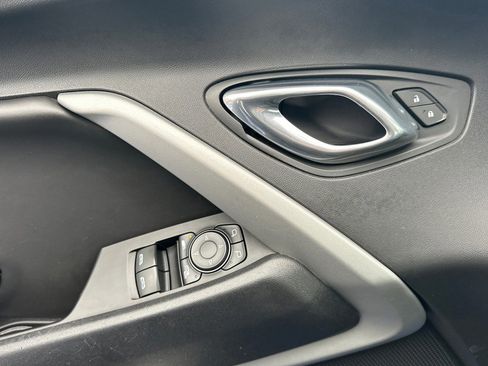 Used 2017 Chevrolet Camaro LT w/ RS Package image 11