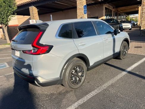 Used 2023 Honda CR-V LX image 20