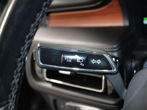 Used 2022 Lincoln Nautilus Reserve w/ Equipment Group 201A image 40