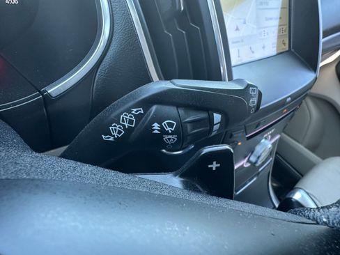 Used 2017 Ford Edge Titanium w/ Equipment Group 302A AWD/4WD image 25
