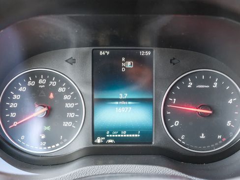 Used 2023 Mercedes-Benz Sprinter 4500 image 21