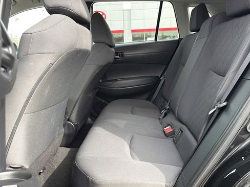 Used 2022 Toyota Corolla Cross LE image 15