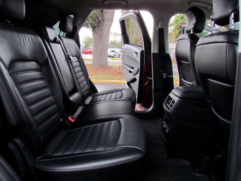 Used 2017 Ford Edge SEL w/ Equipment Group 201A image 26