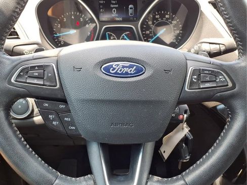 Used 2018 Ford Escape SE w/ SE Sport Appearance Package FWD image 28