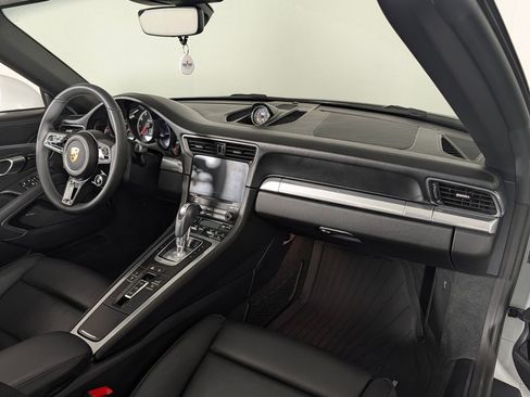 Certified 2019 Porsche 911 Turbo image 18